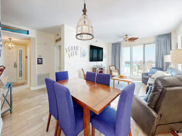 Located on Navarre Beach on the 4th floor